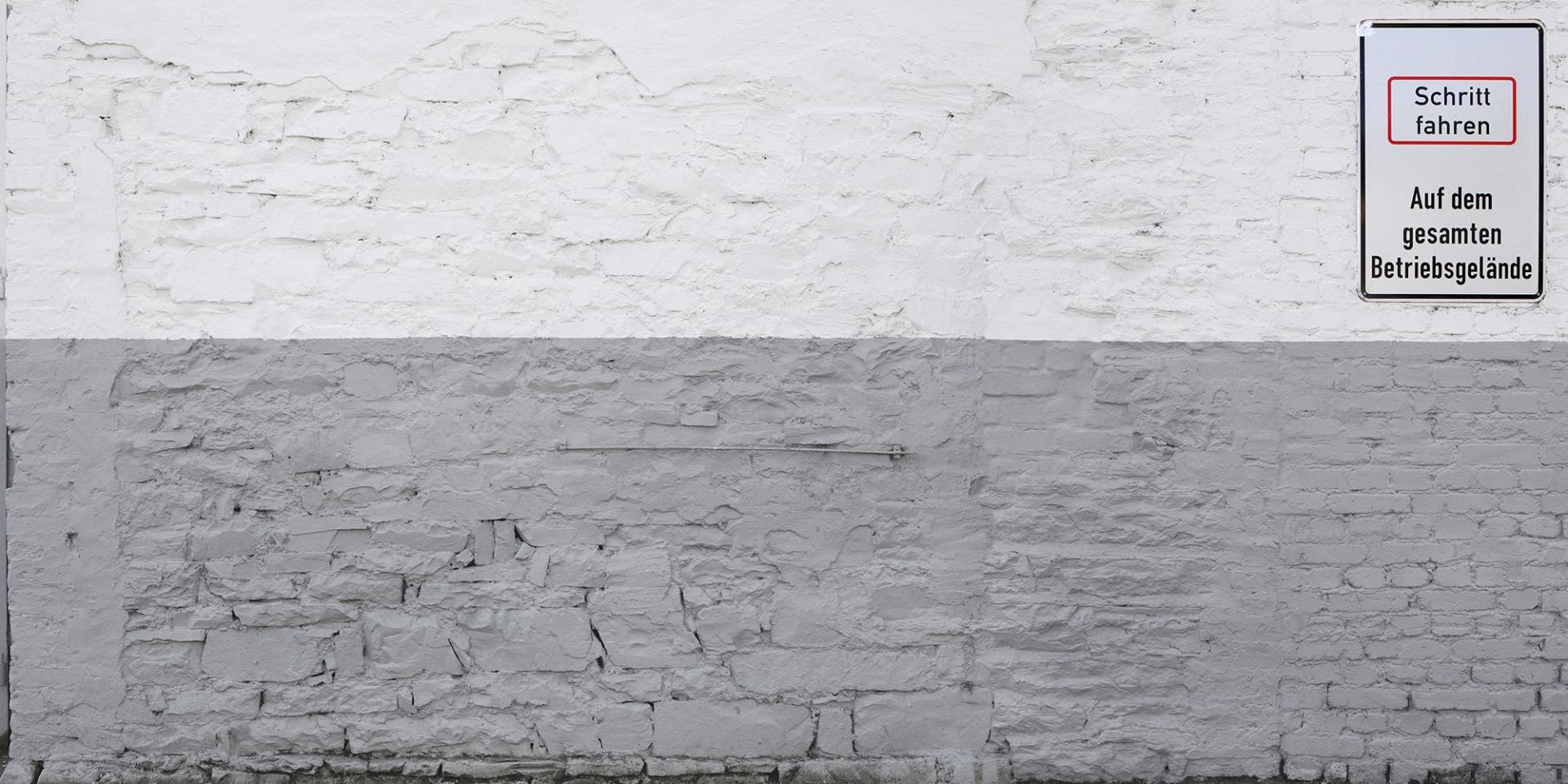 Architects Paper Fototapete "Painted Bricks" Vlies, Wand, Schräge von Architects Paper