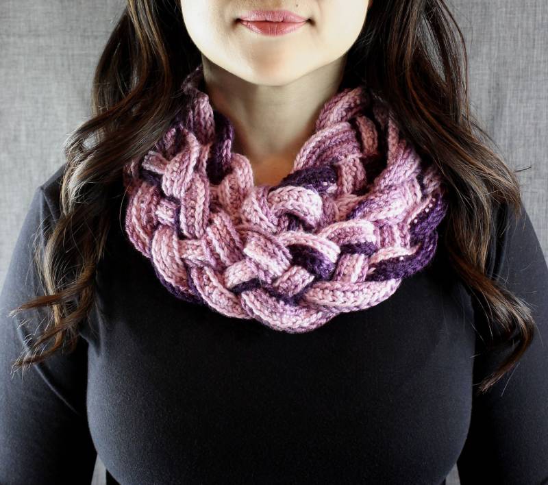 Doppelt Geflochtener Loop, Schal, Gehäkelt, Lila, Pflaume, Lavendel, Flieder Doppelt Geflochtener Loop, Schal, Gehäkelt, Lila, Pflaume, Lavendel, Flieder von ArchwoodHandmade