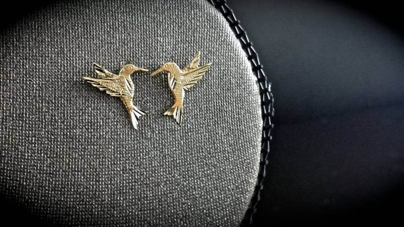 14K Gold Kolibri Ohrringe Diamantgeschliffene Vogel Ohrstecker von ArevGold
