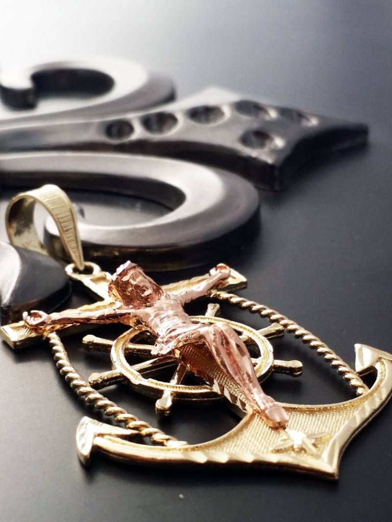 14K Zweifarbiges Anker Jesus Stück von ArevGold
