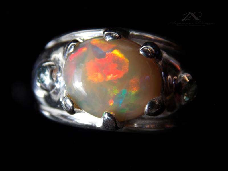 Opal Ring, Regenbogen Silber Multicolor Natürlicher Auffälliger Edelstein Schmuck, Bunter Schmuck von ArgamanDesigns