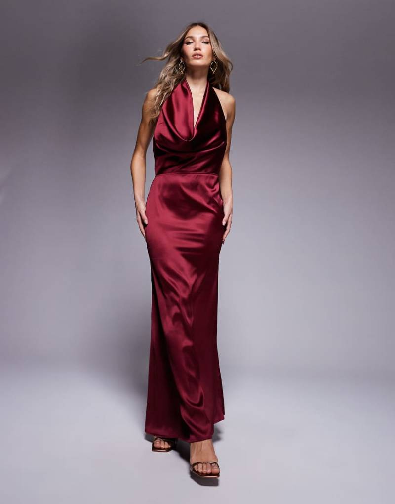 Aria Cove - Exclusive - Satin-Maxikleid in Burgunderrot mit tiefem Ausschnitt und Fischschwanz-Design Aria Cove - Exclusive - Satin-Maxikleid in Burgunderrot mit tiefem Ausschnitt und Fischschwanz-Design von Aria Cove