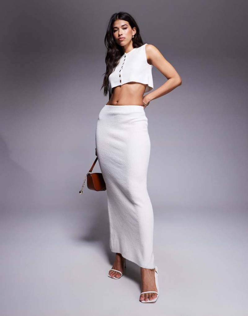 Aria Cove - Gerippter Strick-Maxirock in Creme mit Schlitz hinten, Kombiteil-Grün von Aria Cove