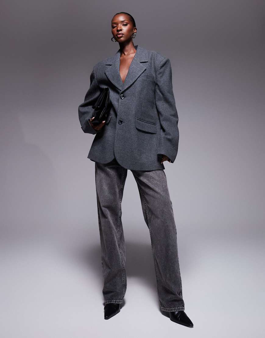Aria Cove - Oversize-Blazer in anthrazitgrauer Wolloptik mit überschnittenen Schultern von Aria Cove