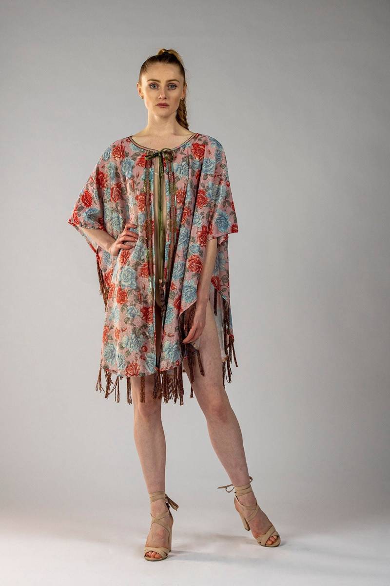 Frenchy, Chic, Sommer Kimono, Mit Quasten, Geschenke Für Sie, Handgefertigt von ArianeDeMontmartre