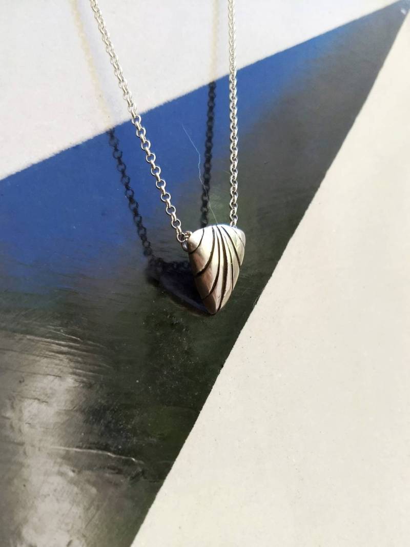 sterling Silber Schild Halskette von ArianeJulienDesign