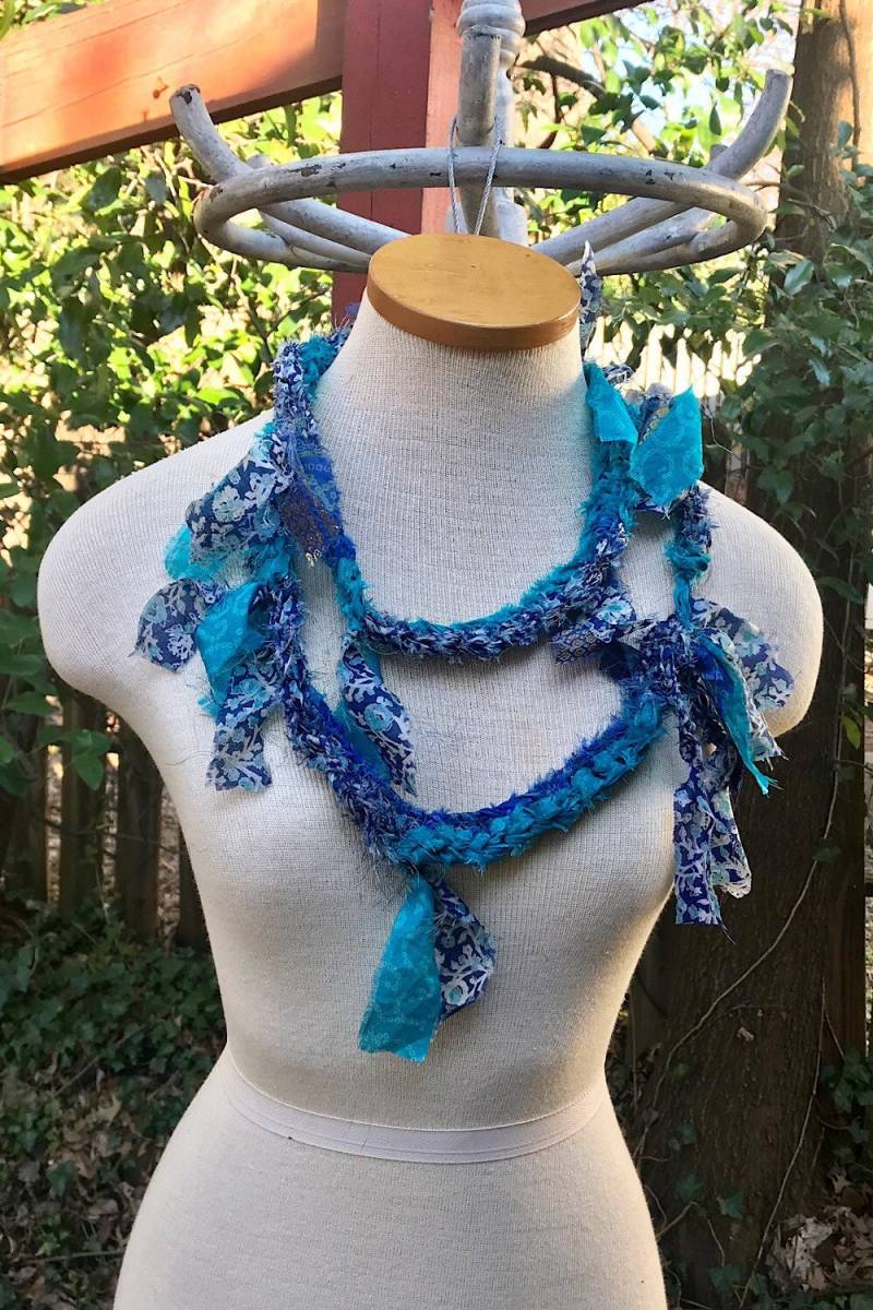 Boho Festival Seil Gürtel Halskette Schal, Seide Recycelt Vintage Sari Stoffbänder, Hippie Gehäkelter Gürtel, Kleidung von Ariellaboutique