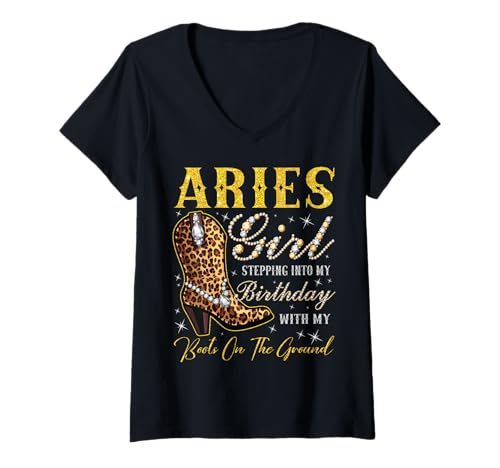 Damen Widder-Mädchen Tritt in Meinen Geburtstag mit Meinen Stiefeln T-Shirt mit V-Ausschnitt von Aries Girl Birthday Party Western Cowgirl