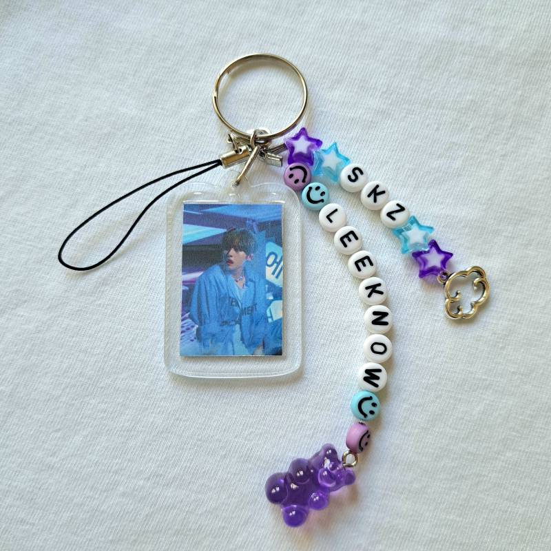 Leeknow Stray Kids/Leedo Oneus Photo Keyring Phonechain von ArirainDesign