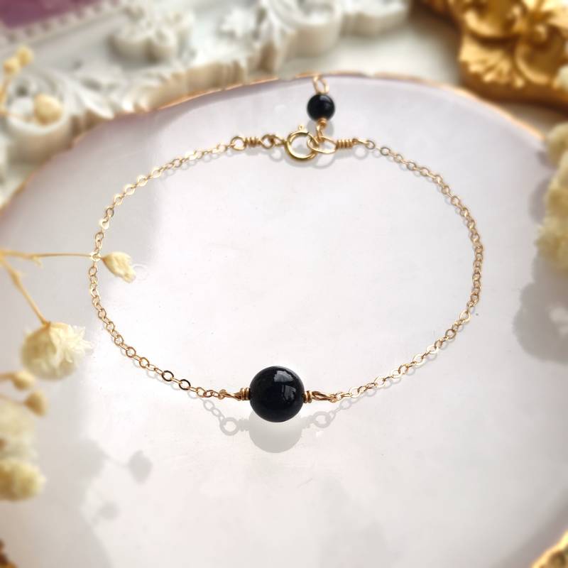 Schwarzes Turmalin Armband 14K Gold Filled, Roségold Sterling Silber Layering Armband, Single Stone Empath Protection von ArisHeartmade