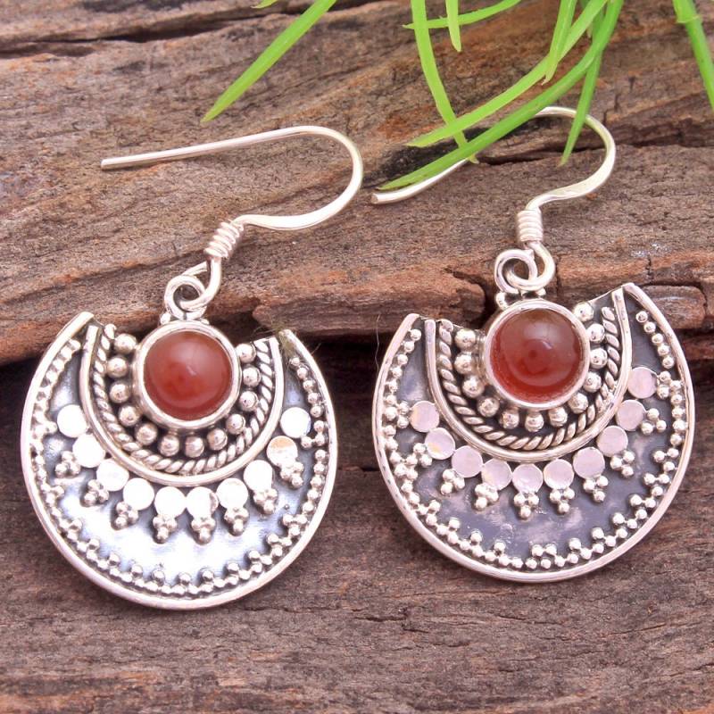 Bali-Stil Karneol-Runde Form-Edelstein-Ohrring-925 Sterling Silber Handgemachte Bali-Art-Frauen-Ohrringe Länge 1, 3 " - Ae3145 von Arishasilverco