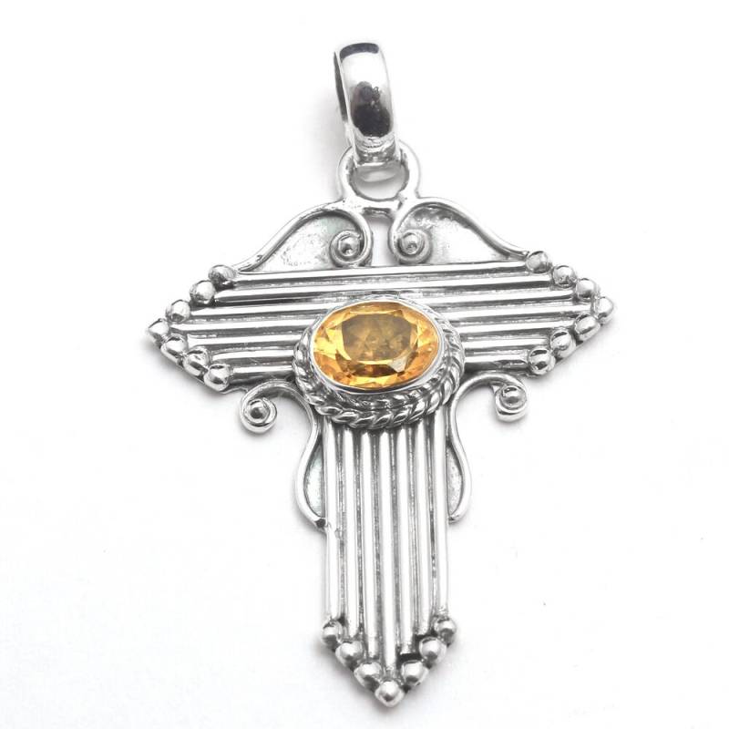 Facettierte Citrin Oval Form Edelstein Kreuz Anhänger - 925 Sterling Silber Handgemachte Designer Schmuck Länge 4, 5 cm Ap3298 von Arishasilverco