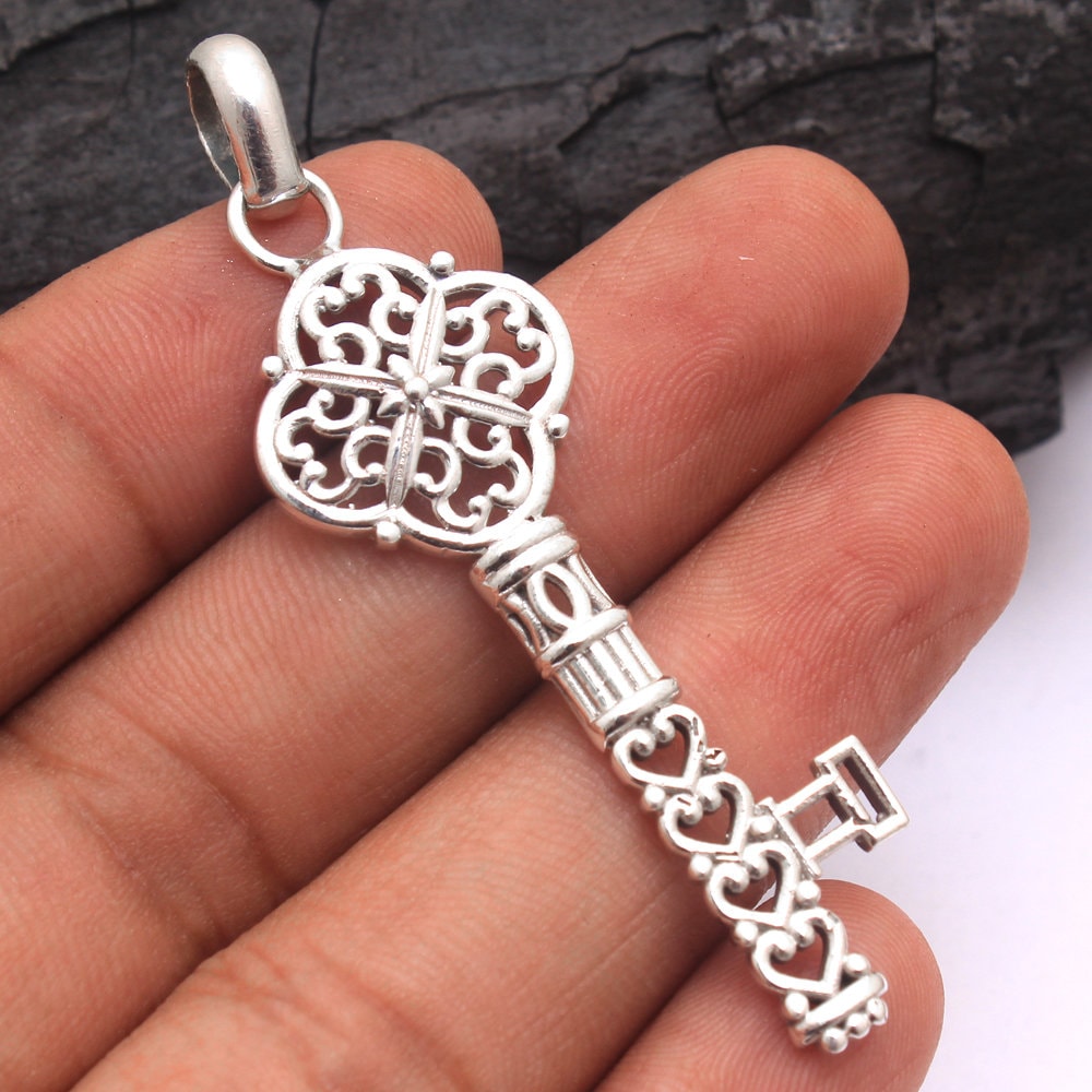 Handgemachte Sterling Silber Schlüssel Anhänger - Designer Schmuck, 6, 5 cm von Arishasilverco