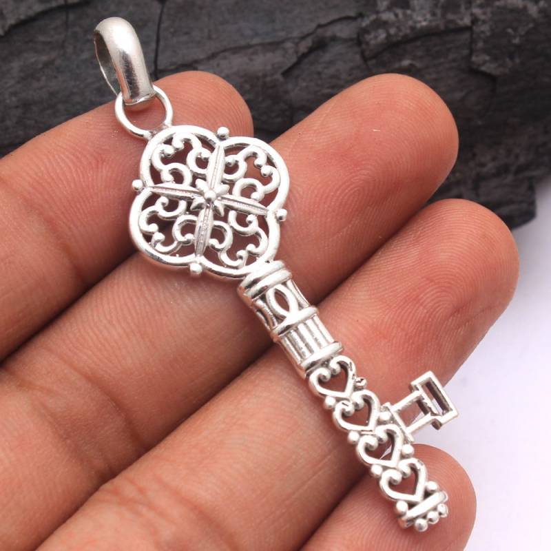 Handgemachte Sterling Silber Schlüssel Anhänger - Designer Schmuck, 6, 5 cm von Arishasilverco