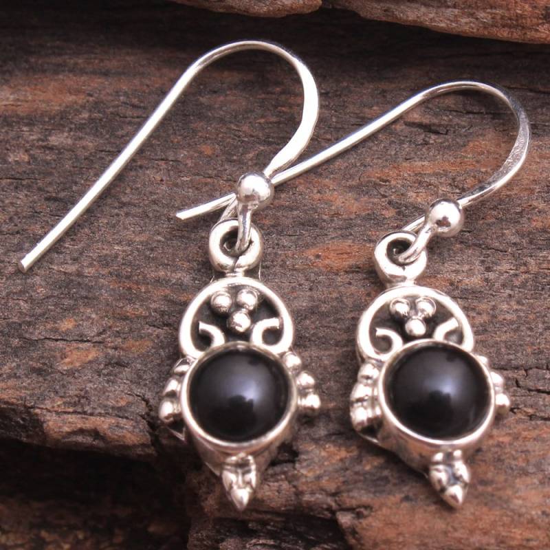 Handgemachte Sterling Silber Schwarzer Onyx Ohrringe von Arishasilverco