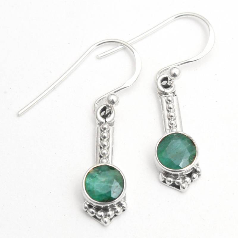 Handgemachte Sterling Silber Smaragd Ohrringe - Sakota Mine, 3 cm von Arishasilverco