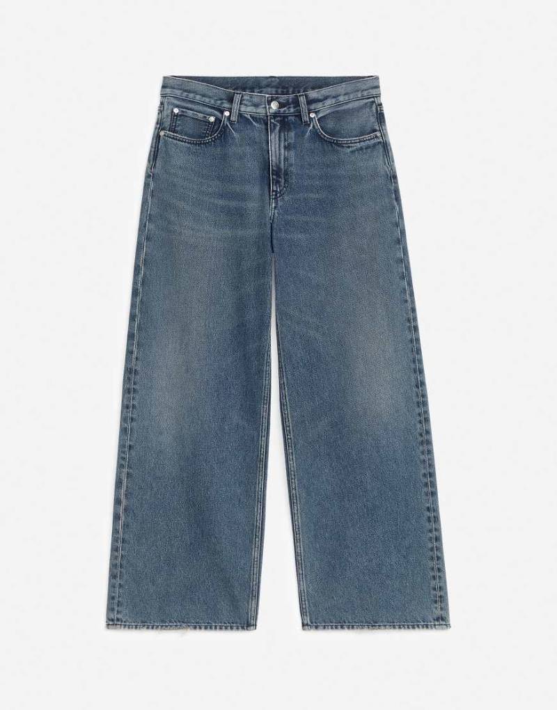 ARKET - Cloud - Baggy Jeans in dunkelblauer Waschung mit weitem Bein und niedrigem Bund von Arket