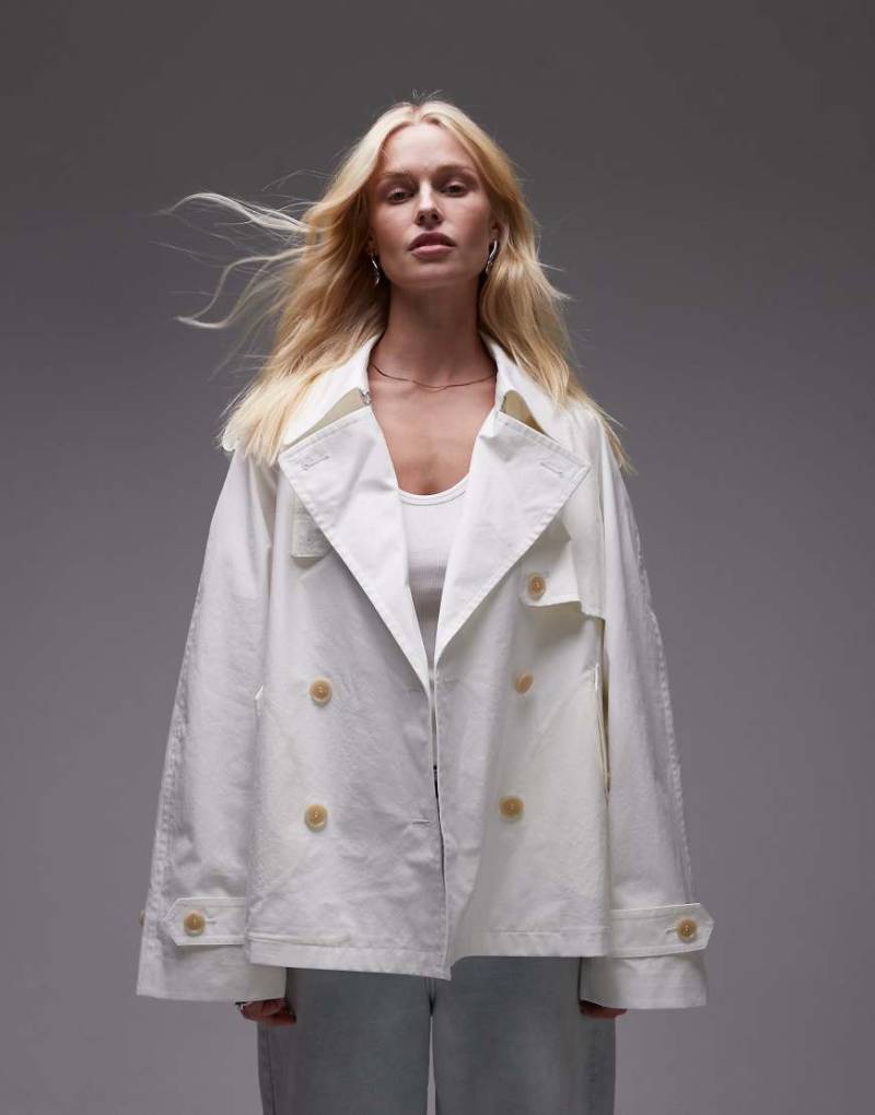 ARKET - Cropped Utility-Trenchcoat in Weiß mit Sturmklappe von Arket