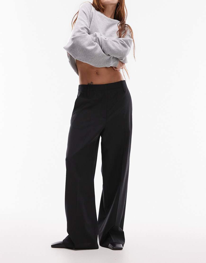 ARKET - Elastische Wollmix-Hose in Schwarz mit geradem Schnitt und flacher Vorderseite von Arket