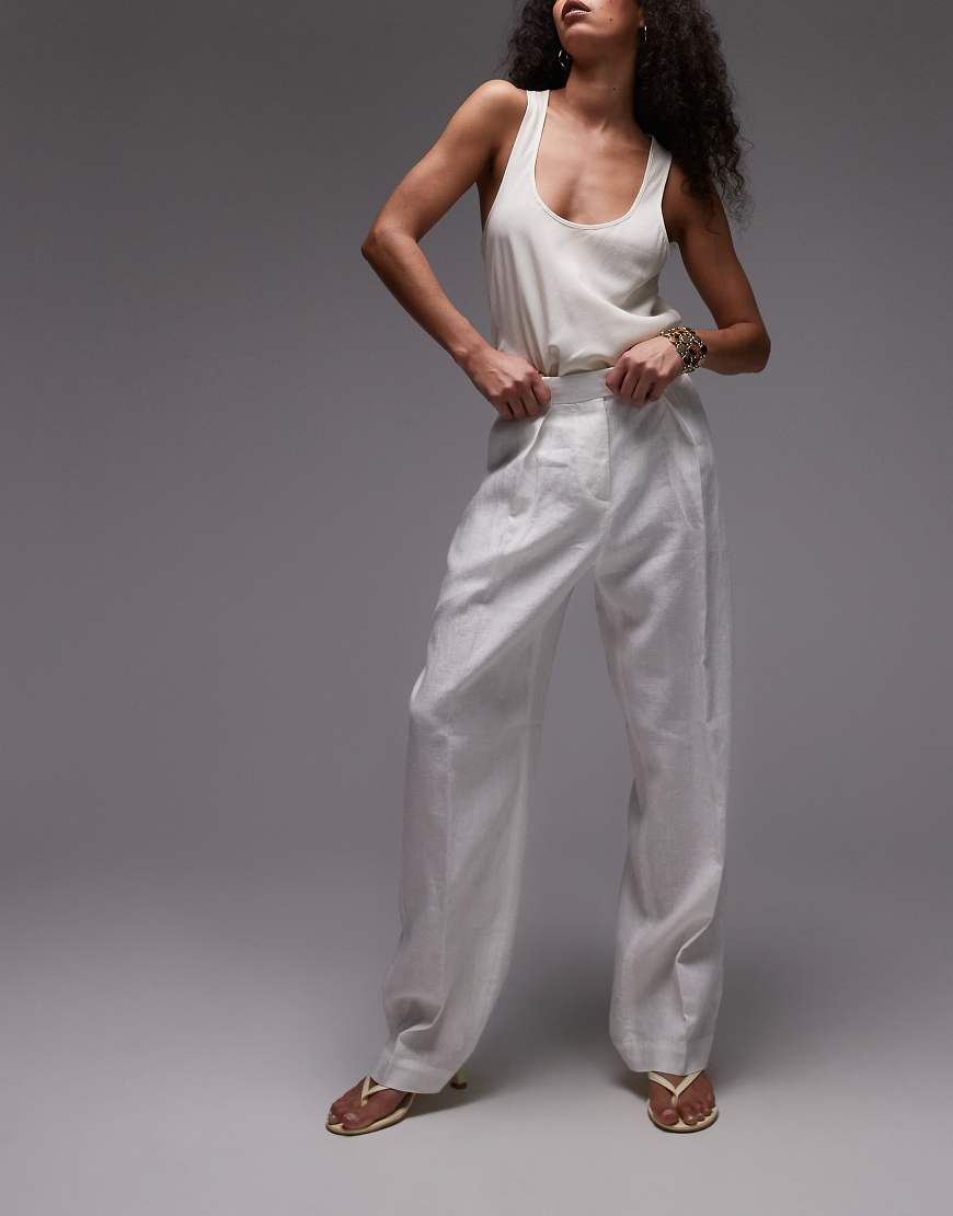 ARKET - Elegante Leinen-Hose in Weiß mit geradem Bein und Bügelfalte von Arket