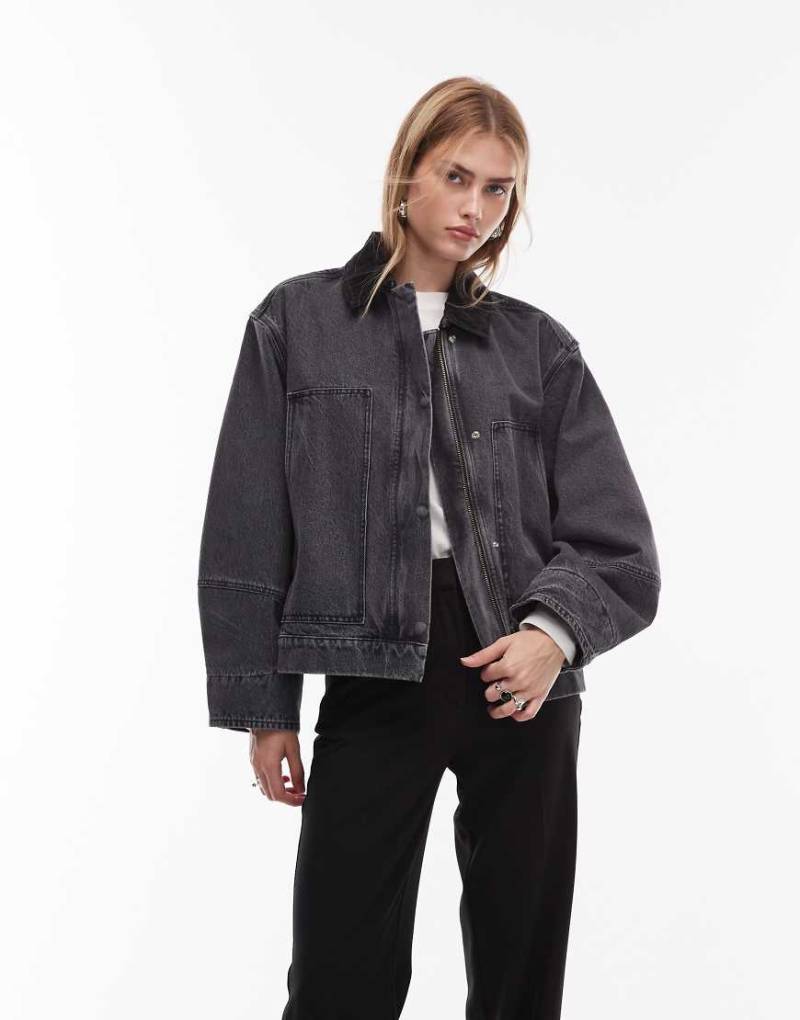 ARKET - Farmerjacke aus Canvas in verwaschenem Schwarz mit kontrastierendem Cord-Kragen von Arket