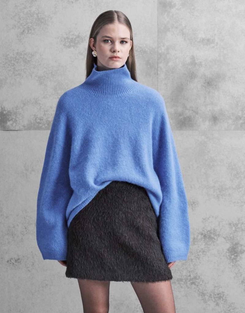 ARKET - Flauschiger Minirock aus Wolle in Schokobraun-Brown von Arket