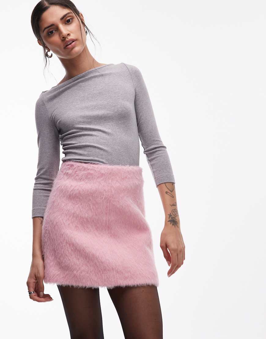 ARKET - Flauschiger Woll-Minirock in Rosa von Arket