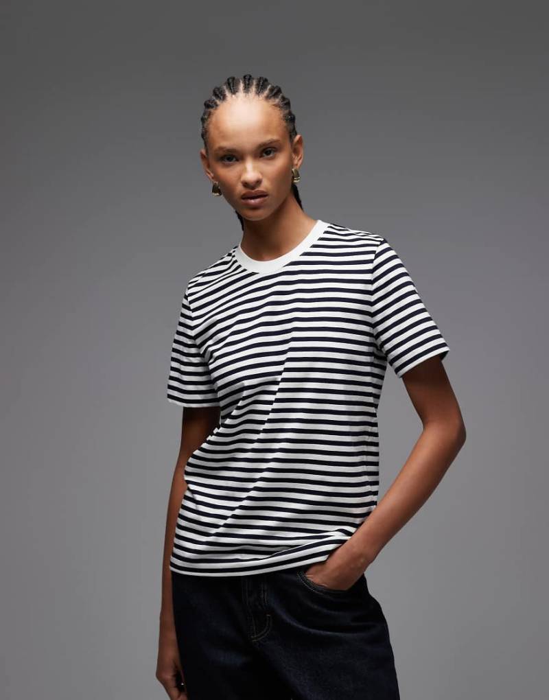 ARKET - Gestreiftes T-Shirt in Marineblau und Wollweiß-Bunt von Arket