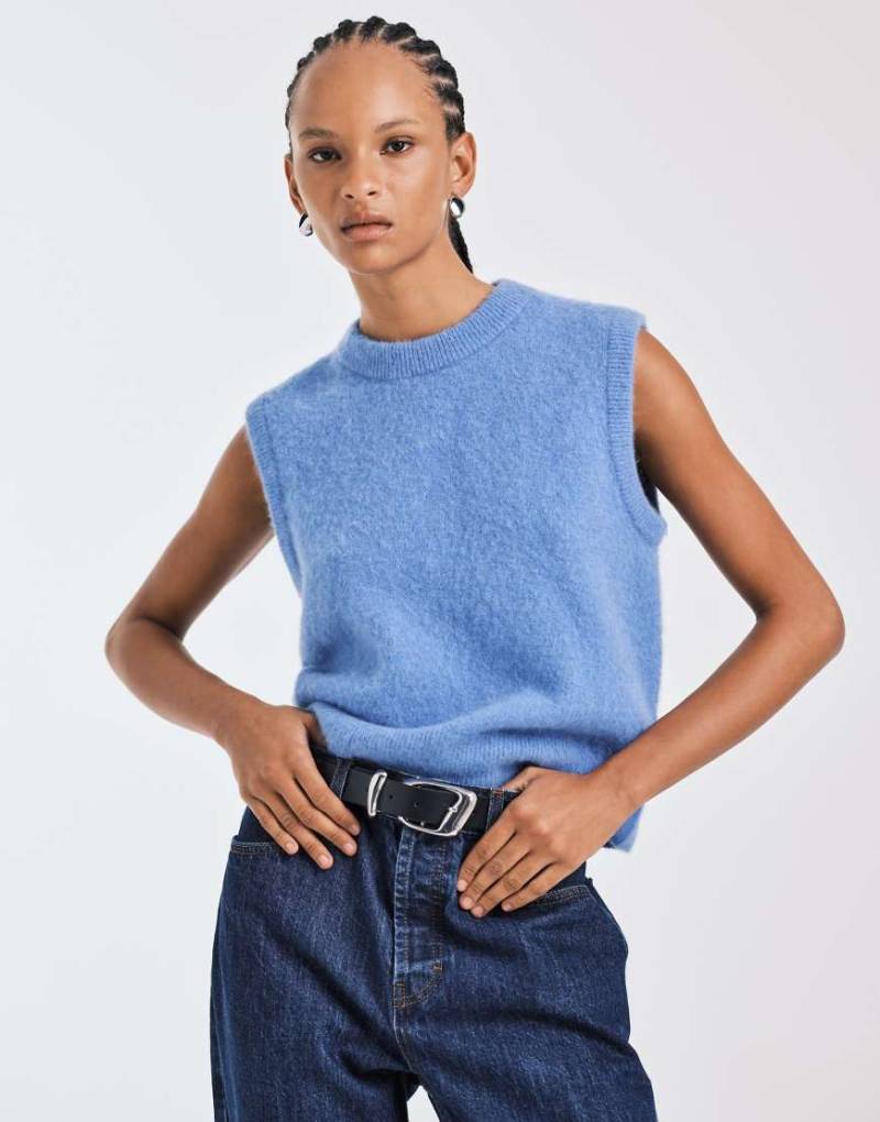 ARKET - Gestrickter Pullunder in Blau mit Alpakawolle von Arket