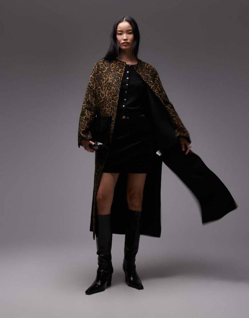 ARKET - Kragenloser Maxi-Mantel aus doppellagiger Wolle mit Leopardenmuster-Bunt von Arket