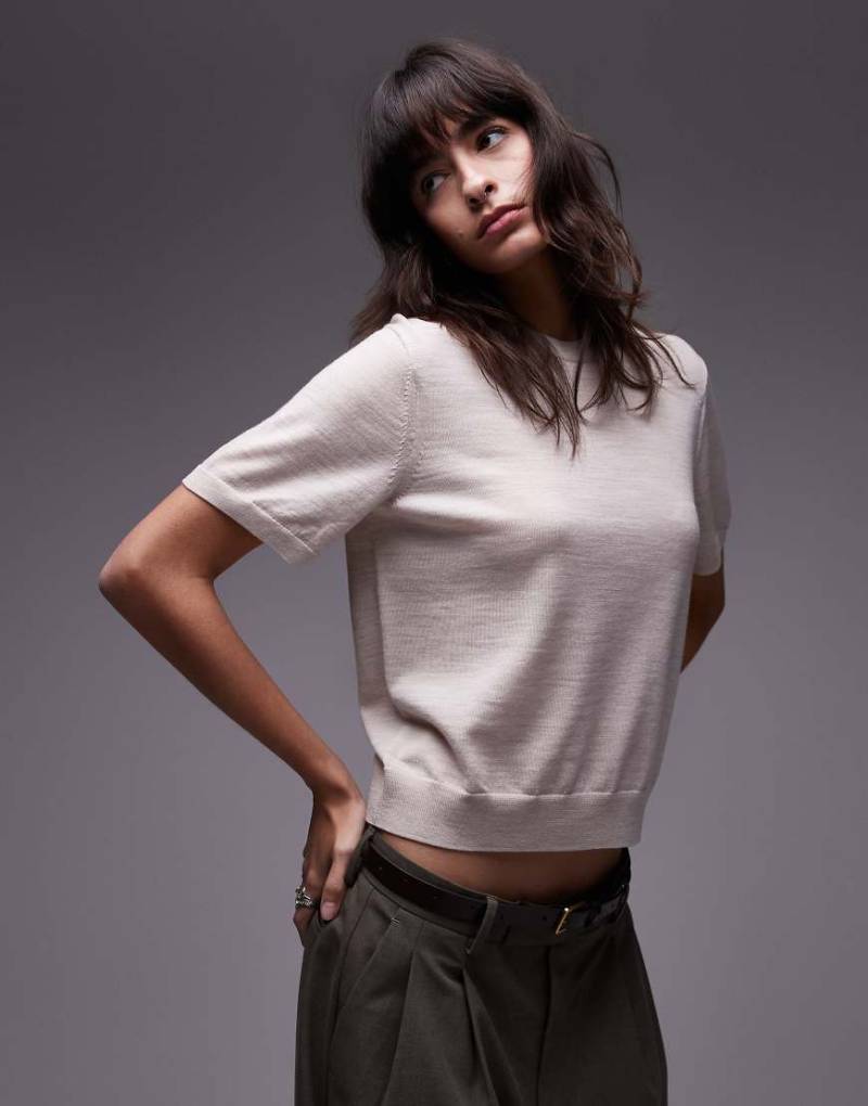 ARKET - Kurzärmliges T-Shirt aus Merinowolle in hellem Beige-Neutral von Arket