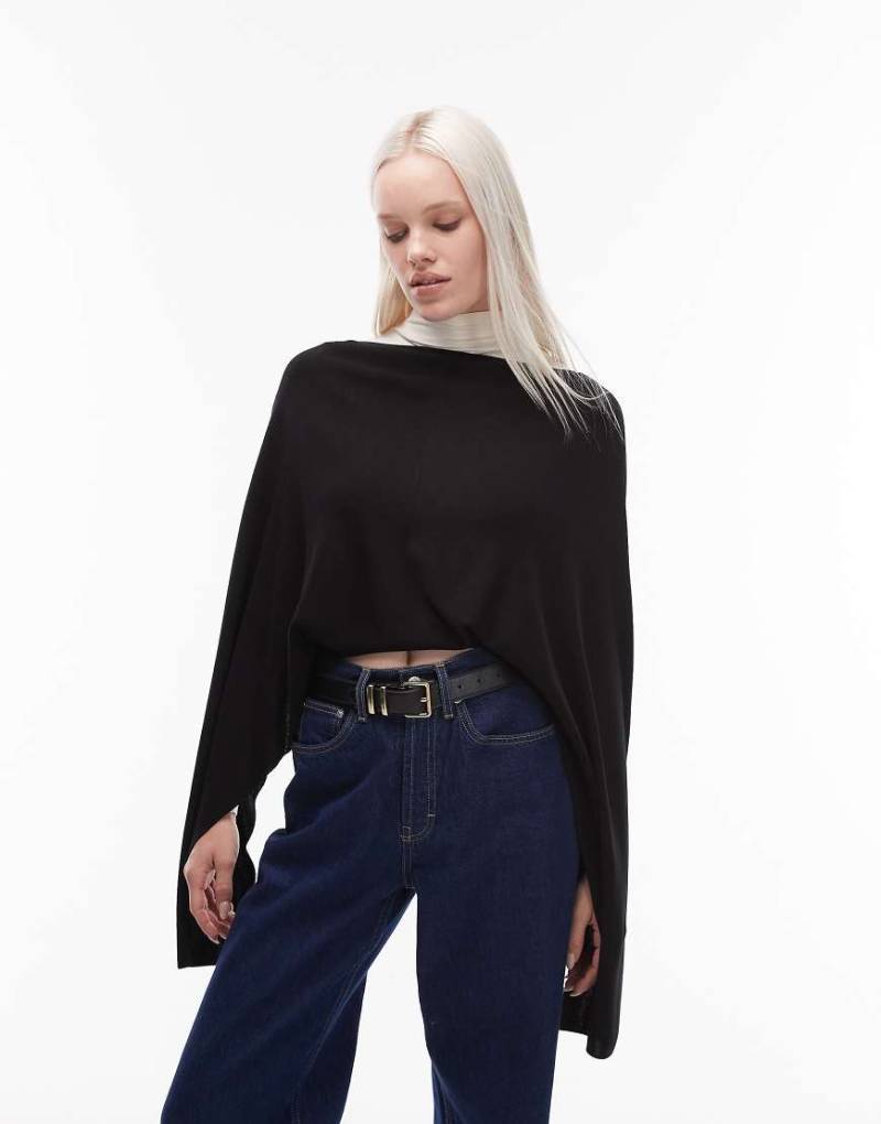 ARKET - Langärmliges Cape-Oberteil in Schwarz mit U-Boot-Ausschnitt von Arket