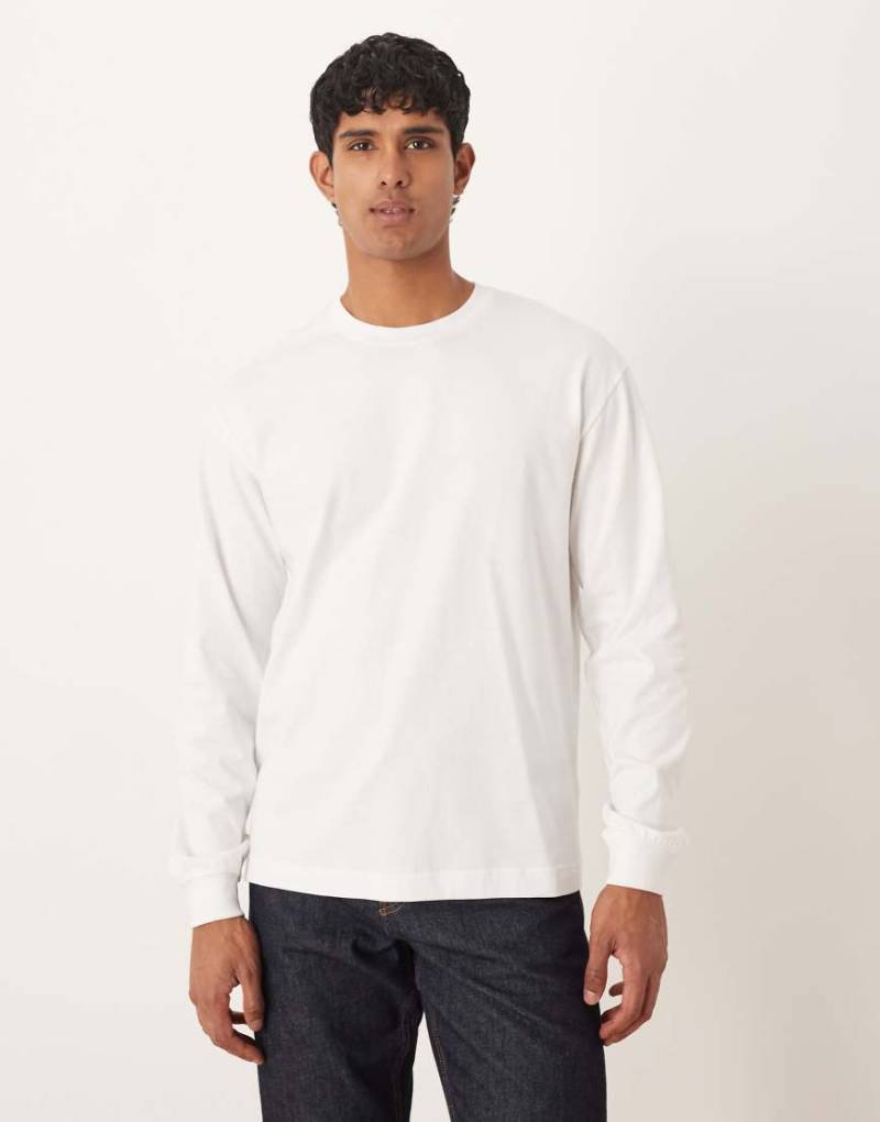 ARKET - Langärmliges Oversize-T-Shirt aus reiner Baumwolle in Weiß von Arket