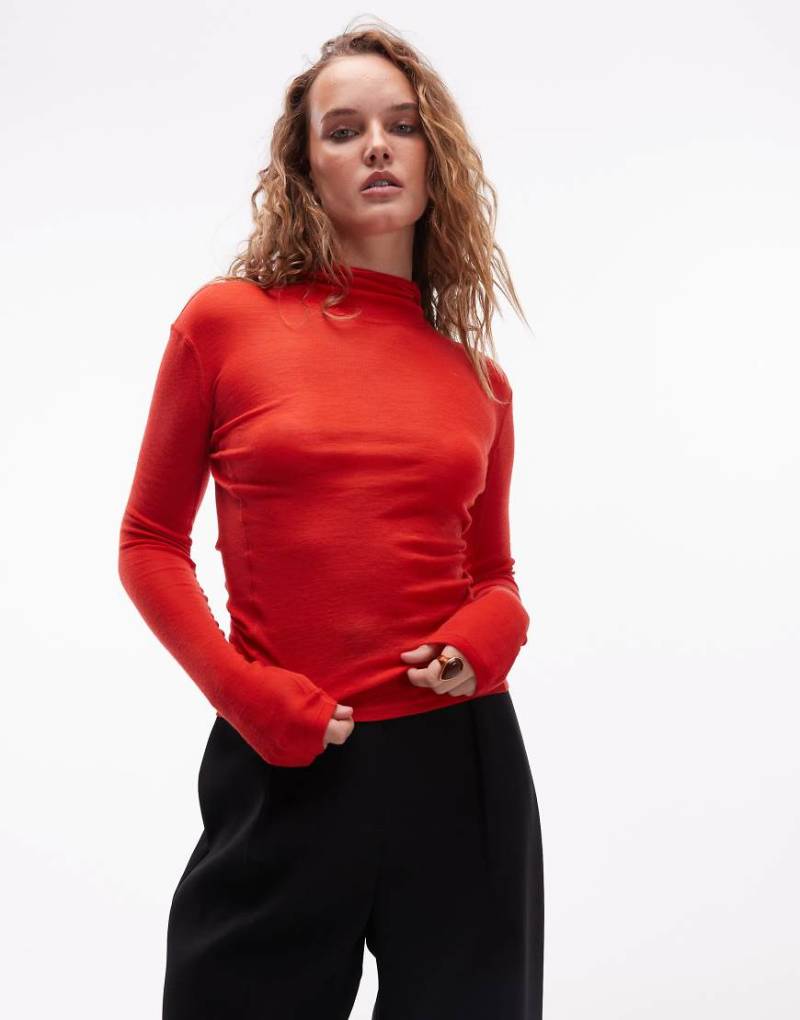 ARKET - Langärmliges Strickoberteil aus Merinowolle in Rot mit Kapuze von Arket