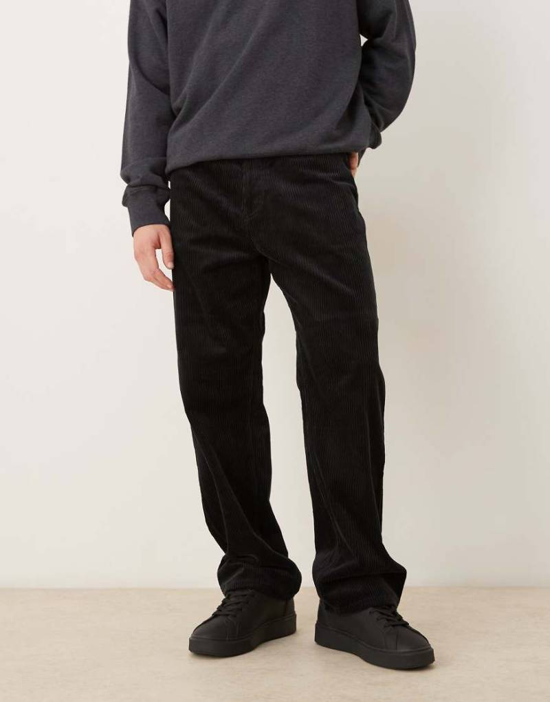 ARKET - Locker geschnittene Hose aus Cord in Schwarz von Arket