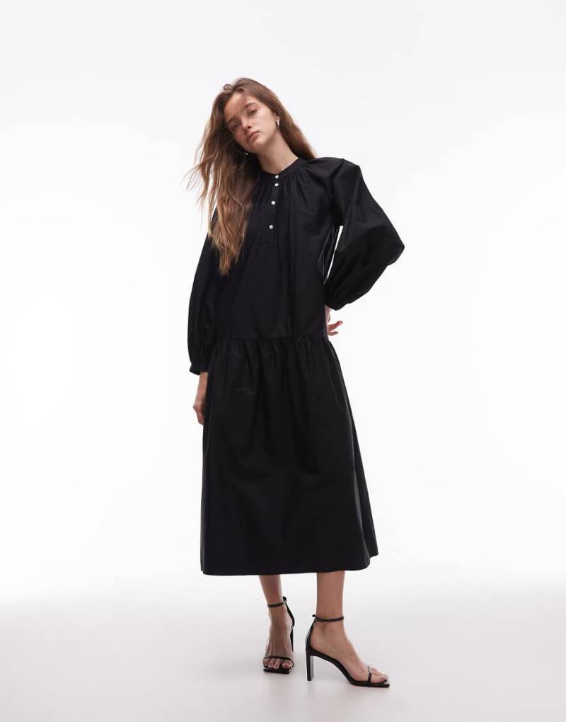 ARKET - Maxi-Hängerkleid in Schwarz aus reiner Baumwolle mit Puffärmeln von Arket