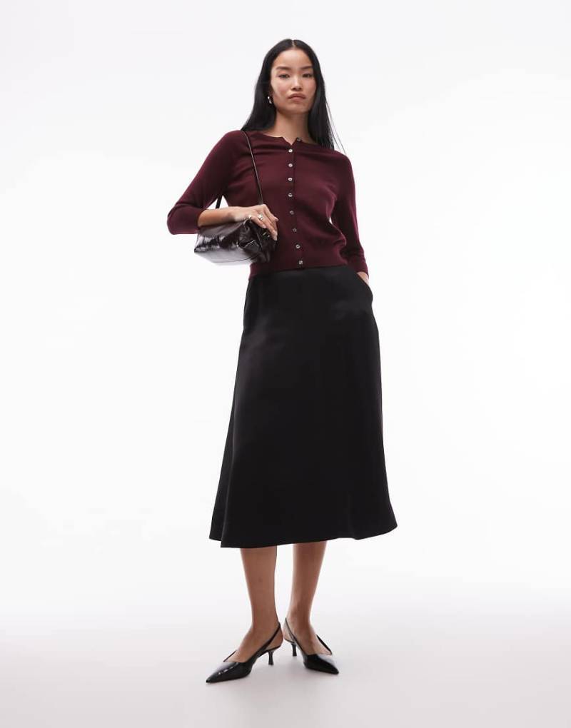 ARKET - Maxirock aus schwerem Satin in Schwarz mit A-Linie und Falten von Arket