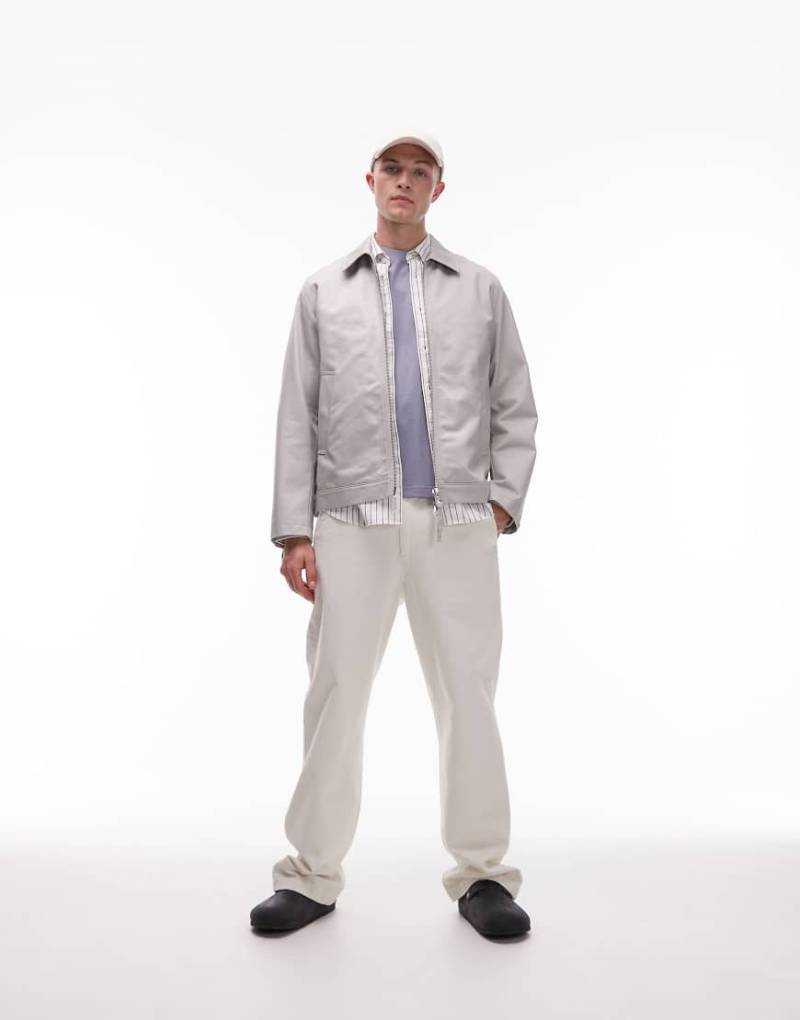 ARKET - Minimalistische Workwear-Jacke in Maulwurfbraun mit Frontreißverschluss und Kragen-Neutral von Arket