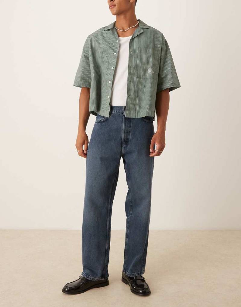 ARKET - Mist - Weite Jeans in Blau mit niedrigem Bund und weitem Bein von Arket