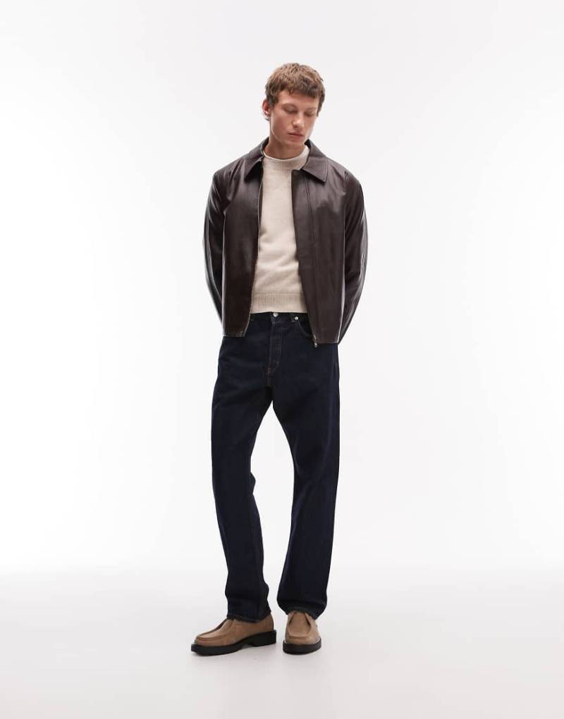 ARKET - Ocean - Jeans in dunkelblauer Waschung mit lockerem, geradem Schnitt von Arket