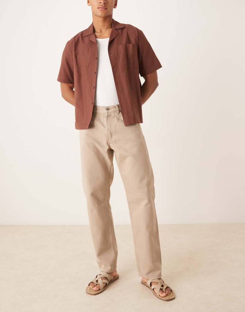 ARKET - Ocean - Locker sitzende Jeans in beigefarbener Pigment-Waschung-Neutral von Arket