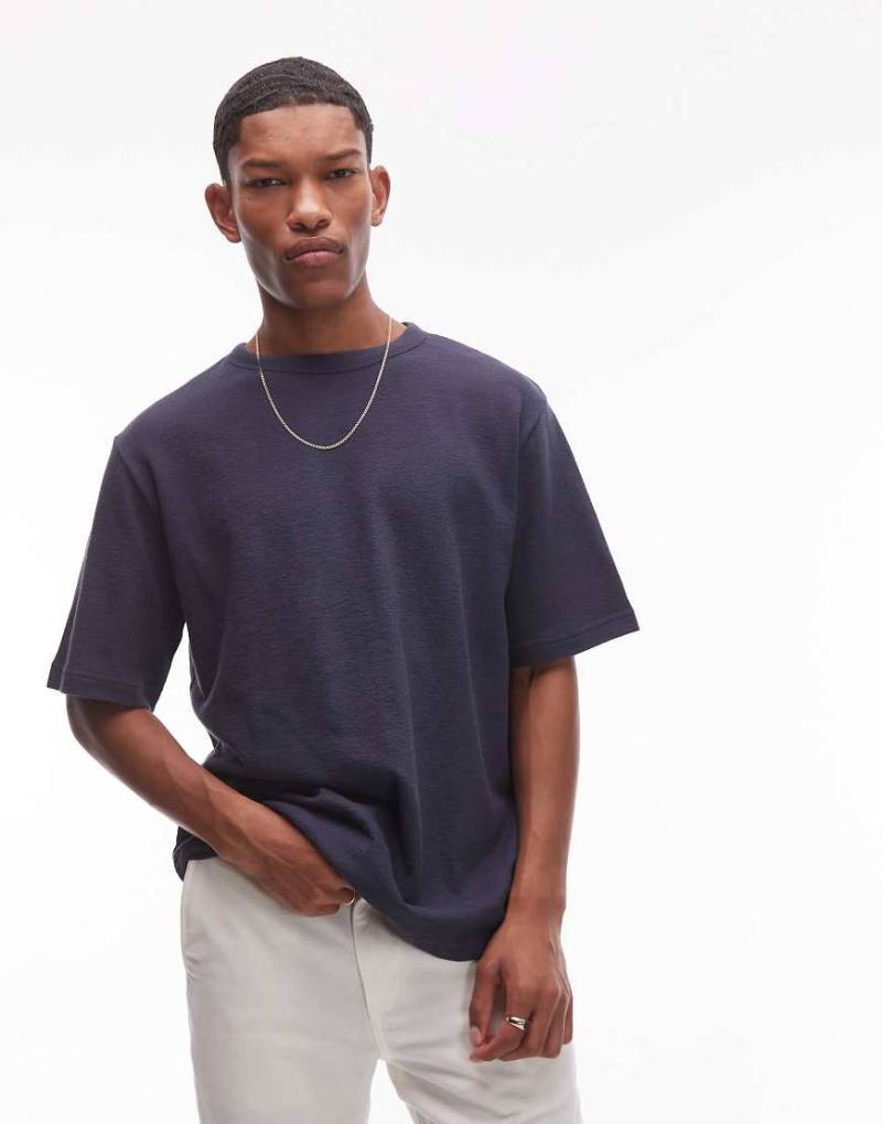 ARKET - Oversize-T-Shirt aus schwerem Bouclé-Jersey in Marineblau mit weicher Haptik von Arket