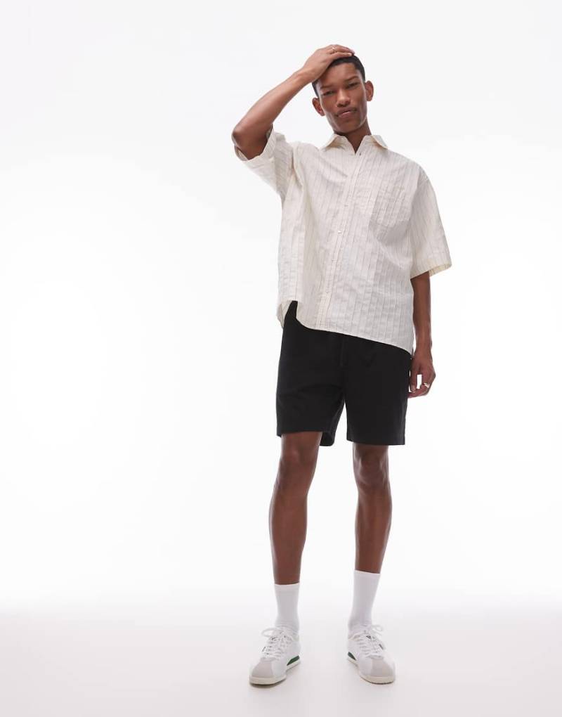 ARKET - Seersucker-Shorts in Schwarz mit Tunnelzug-Bund von Arket