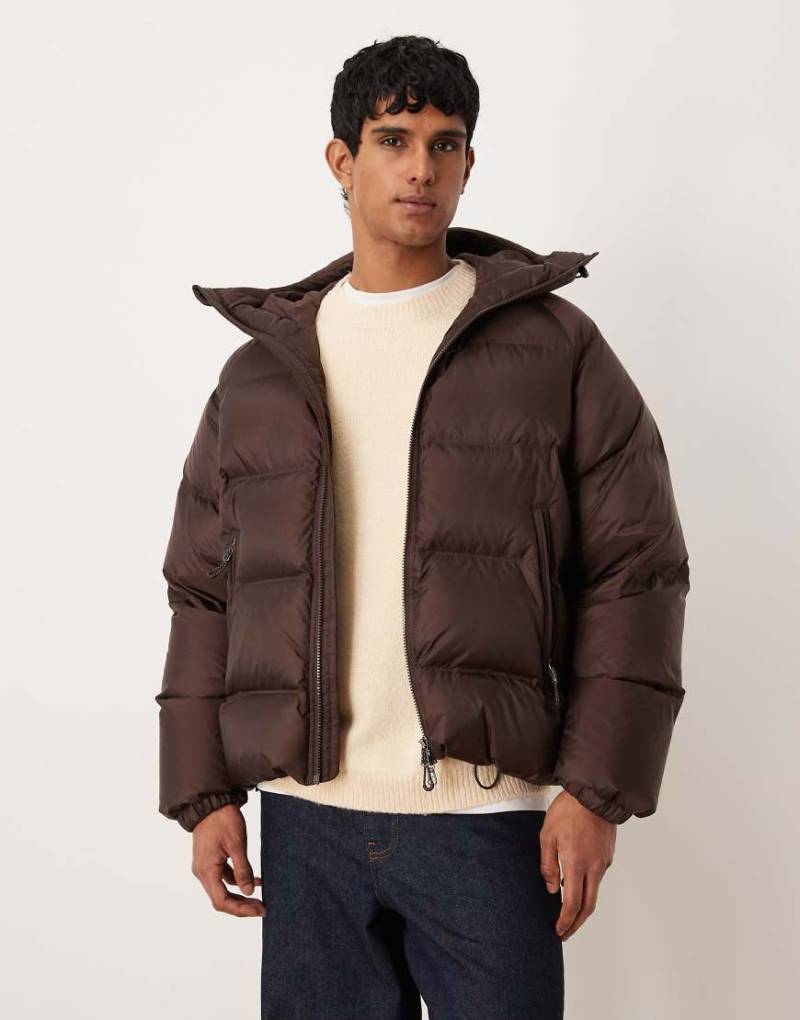 ARKET - Sportliche Daunenjacke in Braun mit Kapuze-Brown von Arket