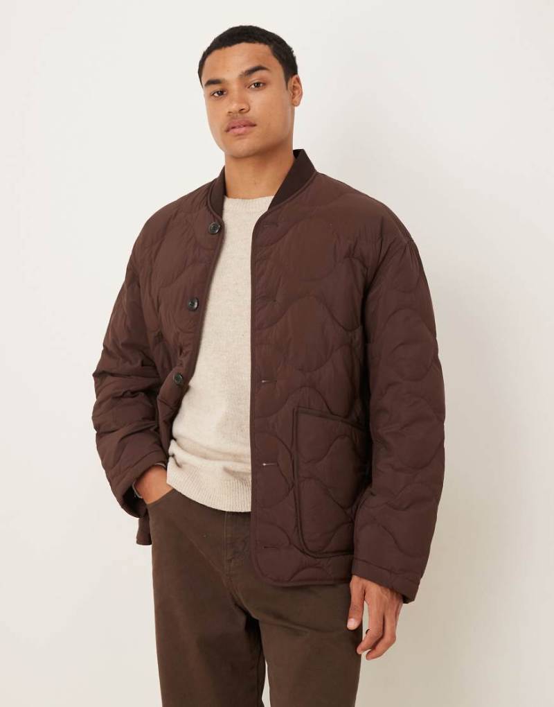 ARKET - Steppjacke in Braun mit geripptem Kragen-Brown von Arket