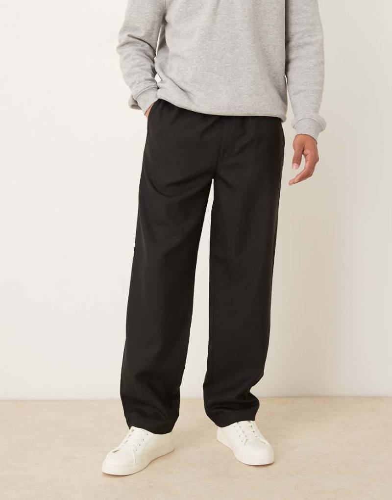 ARKET - Strukturierte Relaxed Fit Hose in Schwarz mit Kordelzug von Arket
