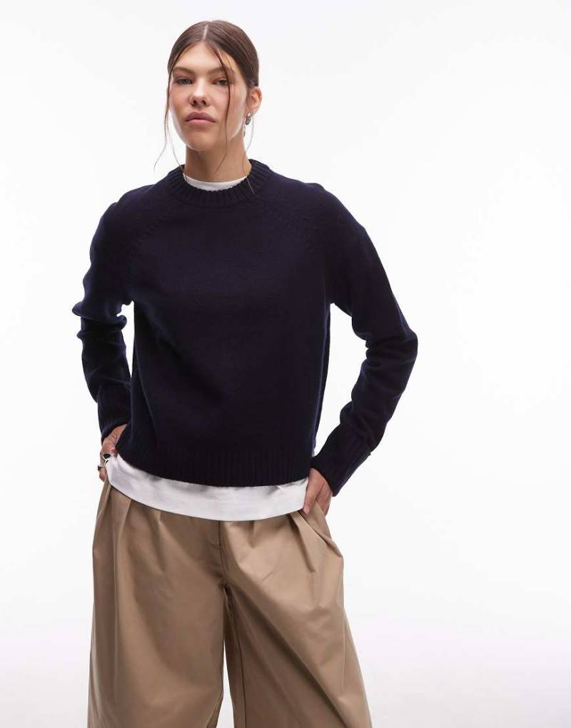 ARKET - Wollpullover in Marineblau mit Rundhalsausschnitt von Arket