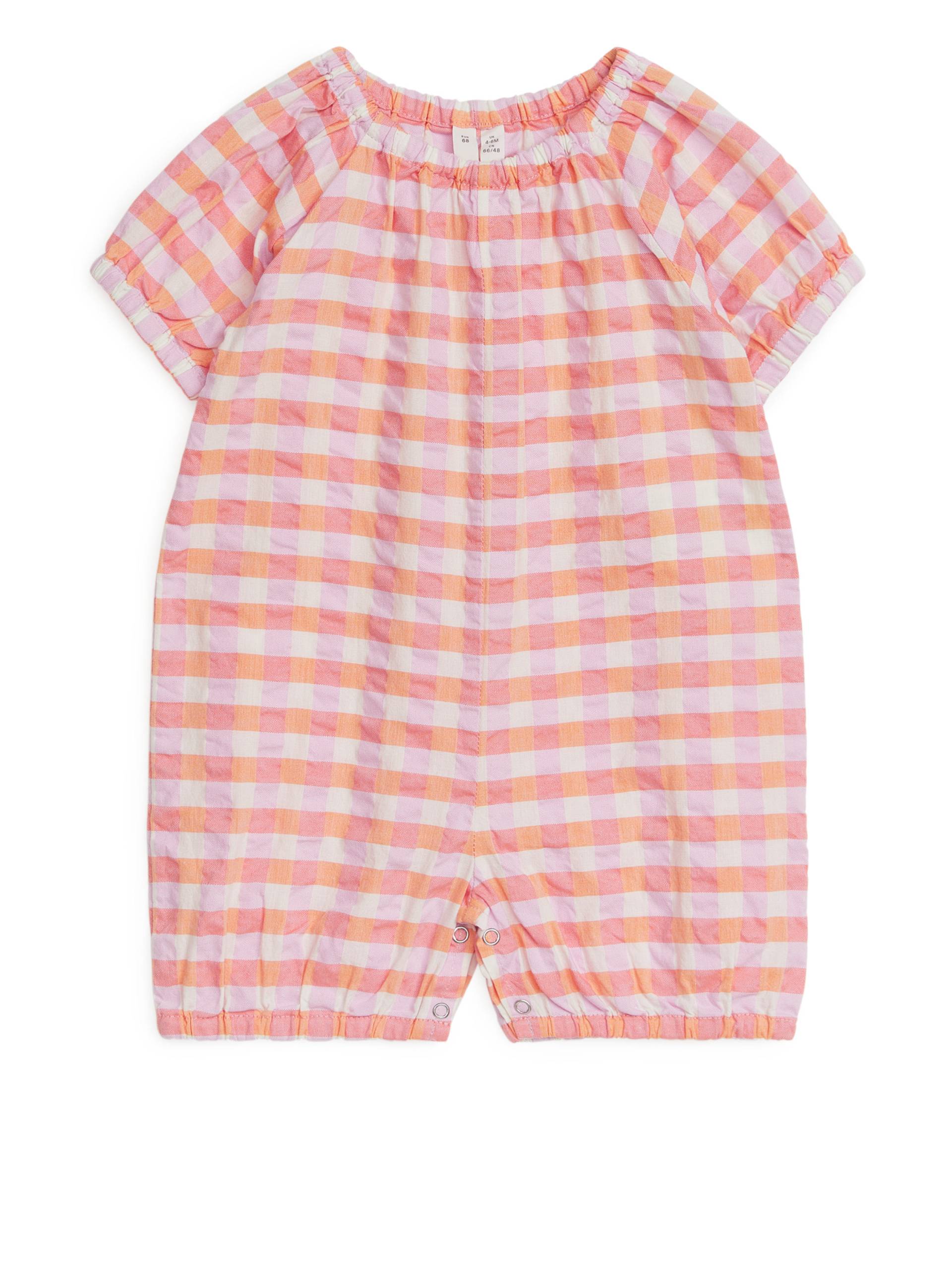 Arket Strampler aus Seersucker Orange/Karos, Jumpsuits in Größe 86. Farbe: Orange/checked von Arket