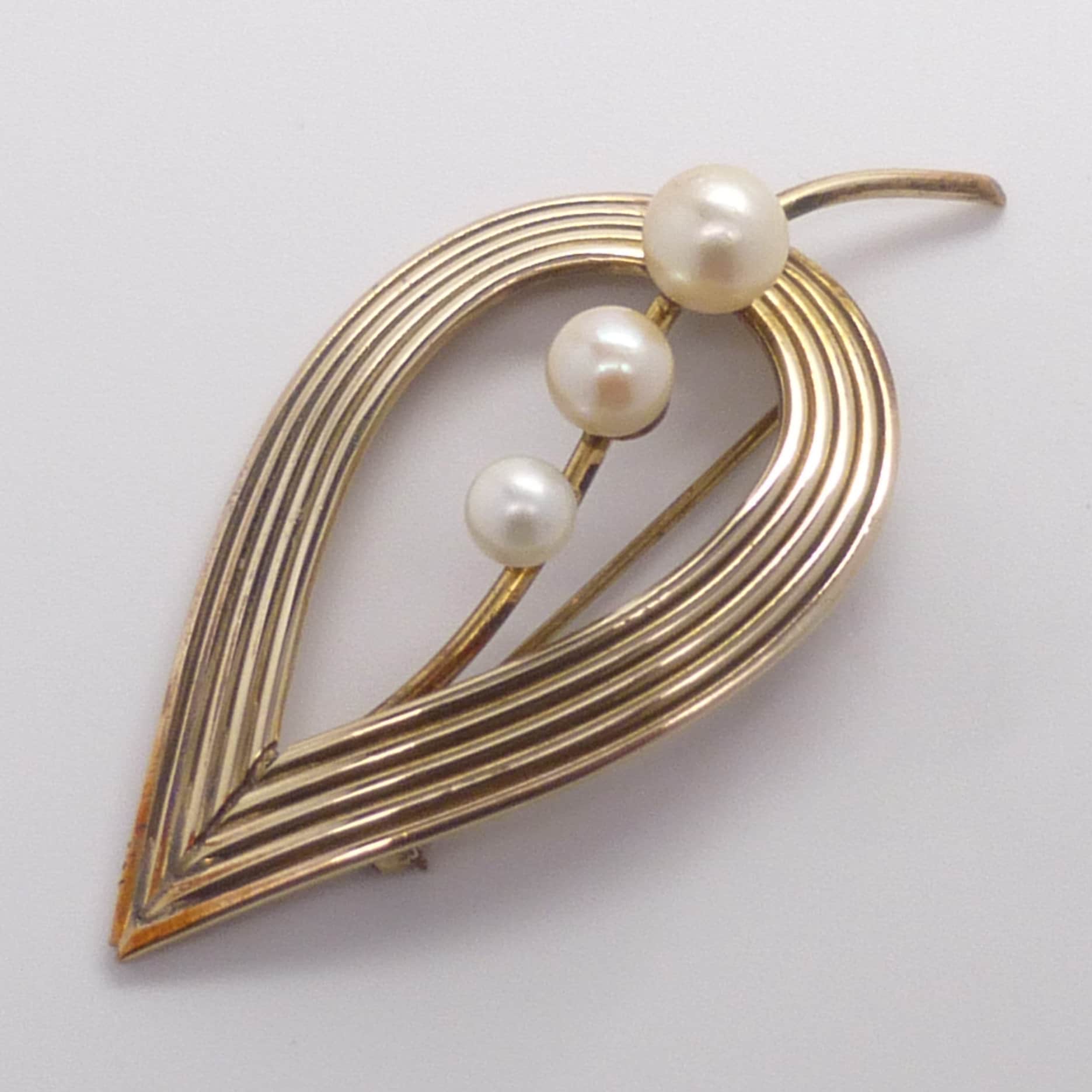 Vintage 12K Gold Filled 2 1/2" Lange Winard Open Leaf Akoya Zuchtperlen Pin/Brosche von ArlieJewelryEtc