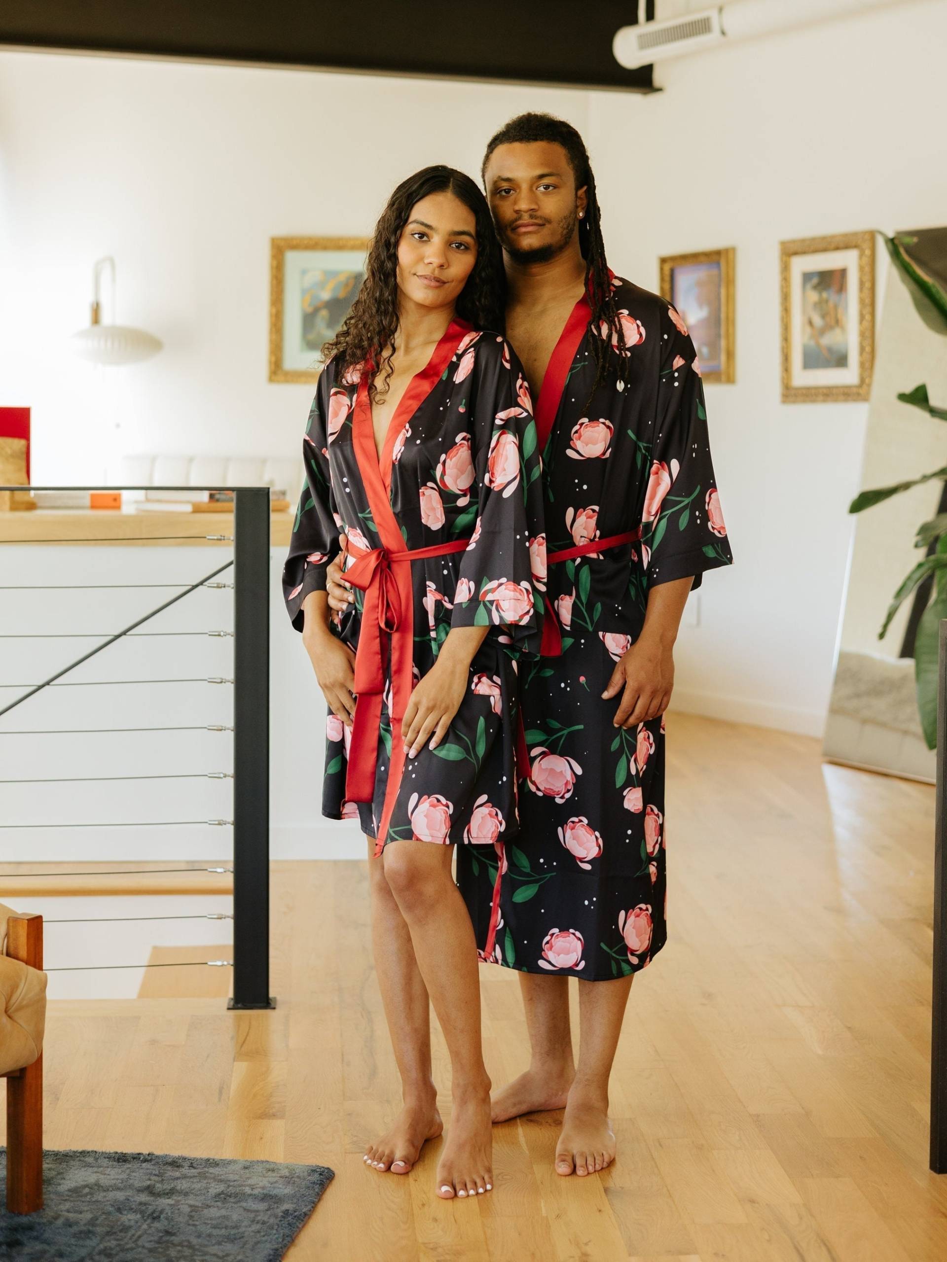 Pfingstrosen Set 2 Kimonos Für Paare ~ Pyjamas Männer Und Frauen Vegan Silk Bademäntel Jubiläumsgeschenk Sie Ihn von ArloGoods